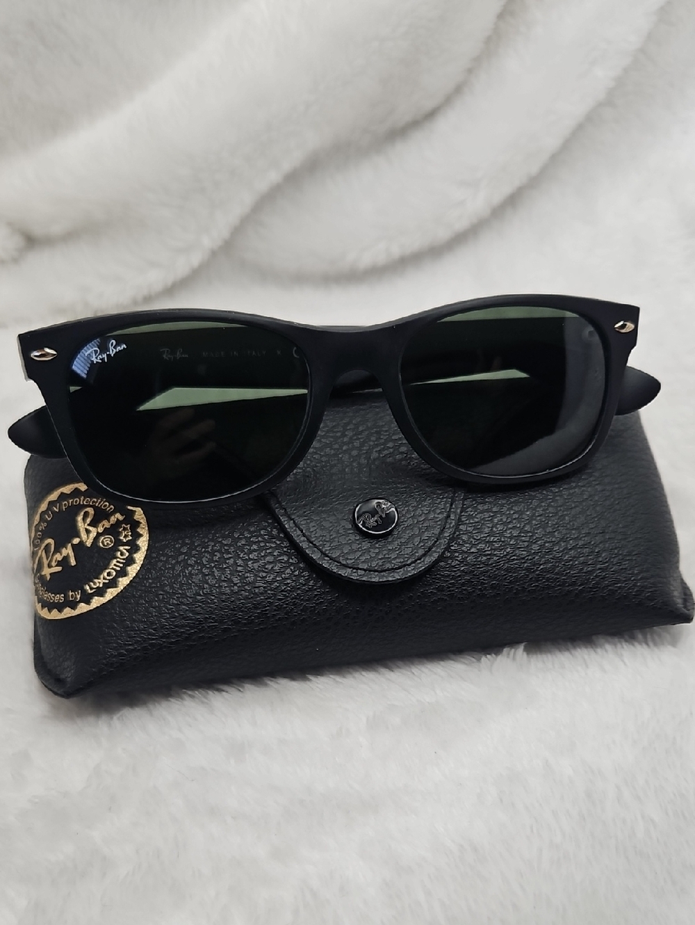 Ray-Ban RB2132 New Wayfarer Matte Black G-15 Black Sunglasses